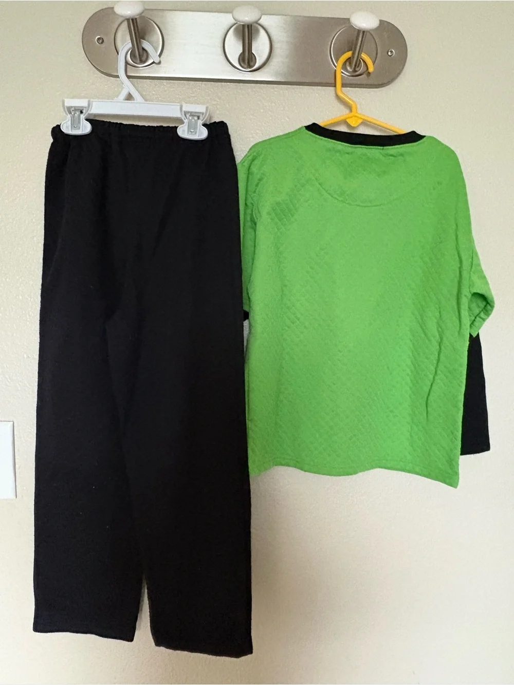Boys Minecraft sweat sets Size 8